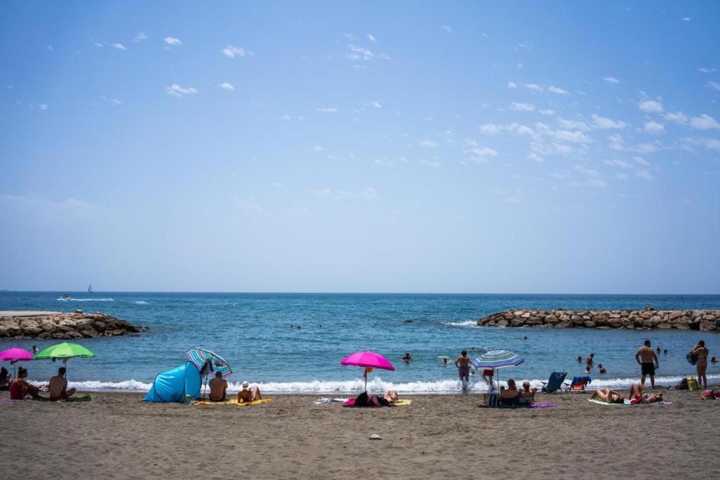 Beach Pedregalejo Малага Екстериор снимка